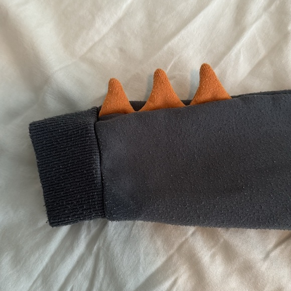 {Jurassic World} 2-piece outfit - Picture 3 of 10